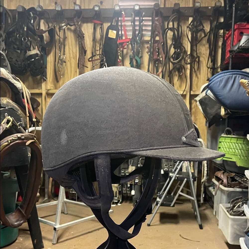 Equestrian Riding Helmet - Picture 3 of 7